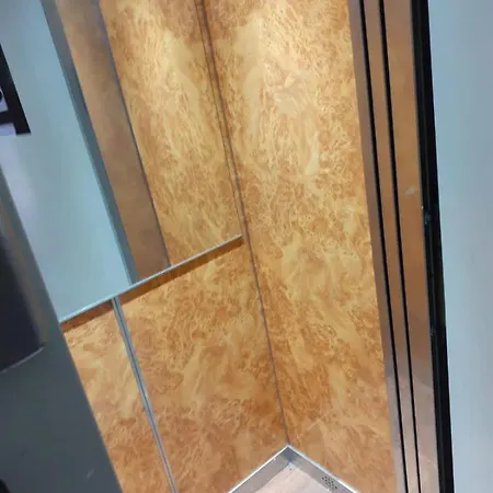 De Bruxelles Hotel 2*
