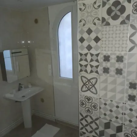 De Bruxelles Hotell 2*