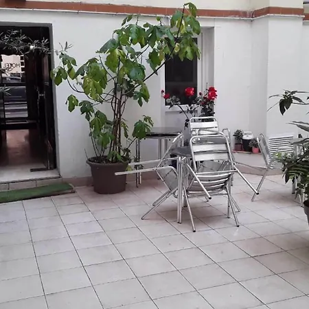 布鲁塞尔酒店 酒店 2*