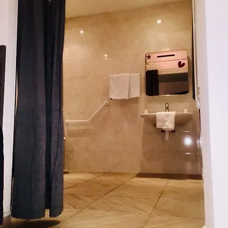 布鲁塞尔酒店 巴黎