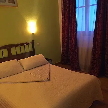 De Bruxelles 2* Paris
